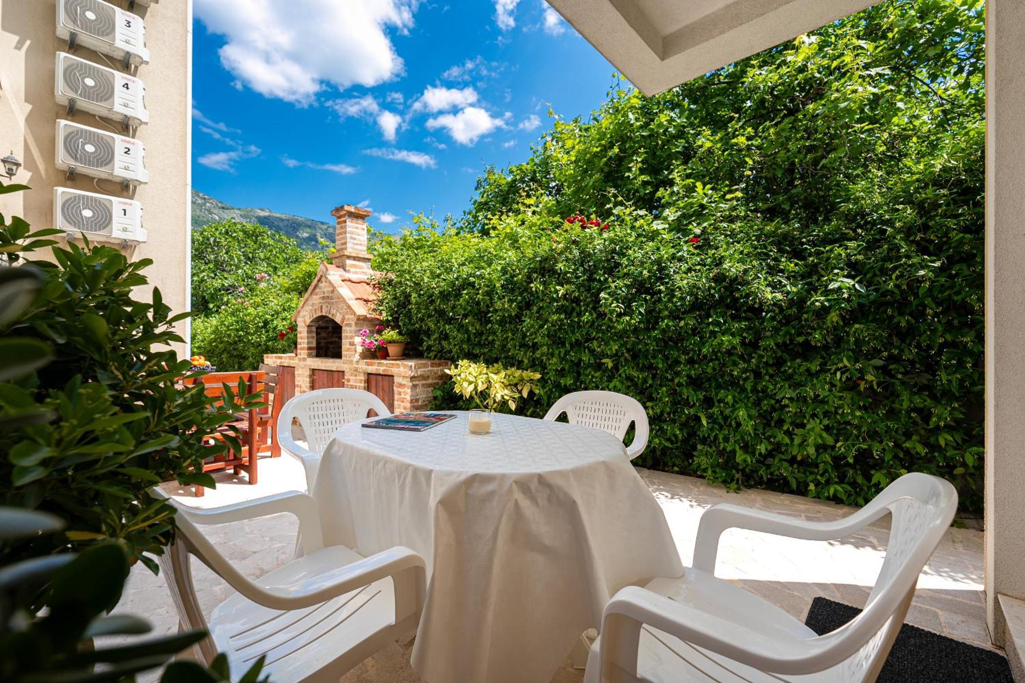 Hera Apartments Доли Столив Екстериор снимка